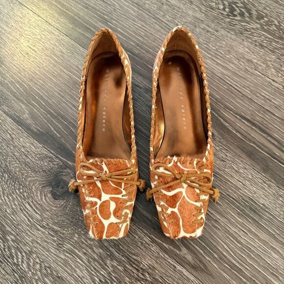Martinez Valero Giraffe Print Shoes - Picture 2 of 9